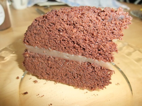 Une belle part de gâteau chocolat-châtaigne ... à la crème de marrons